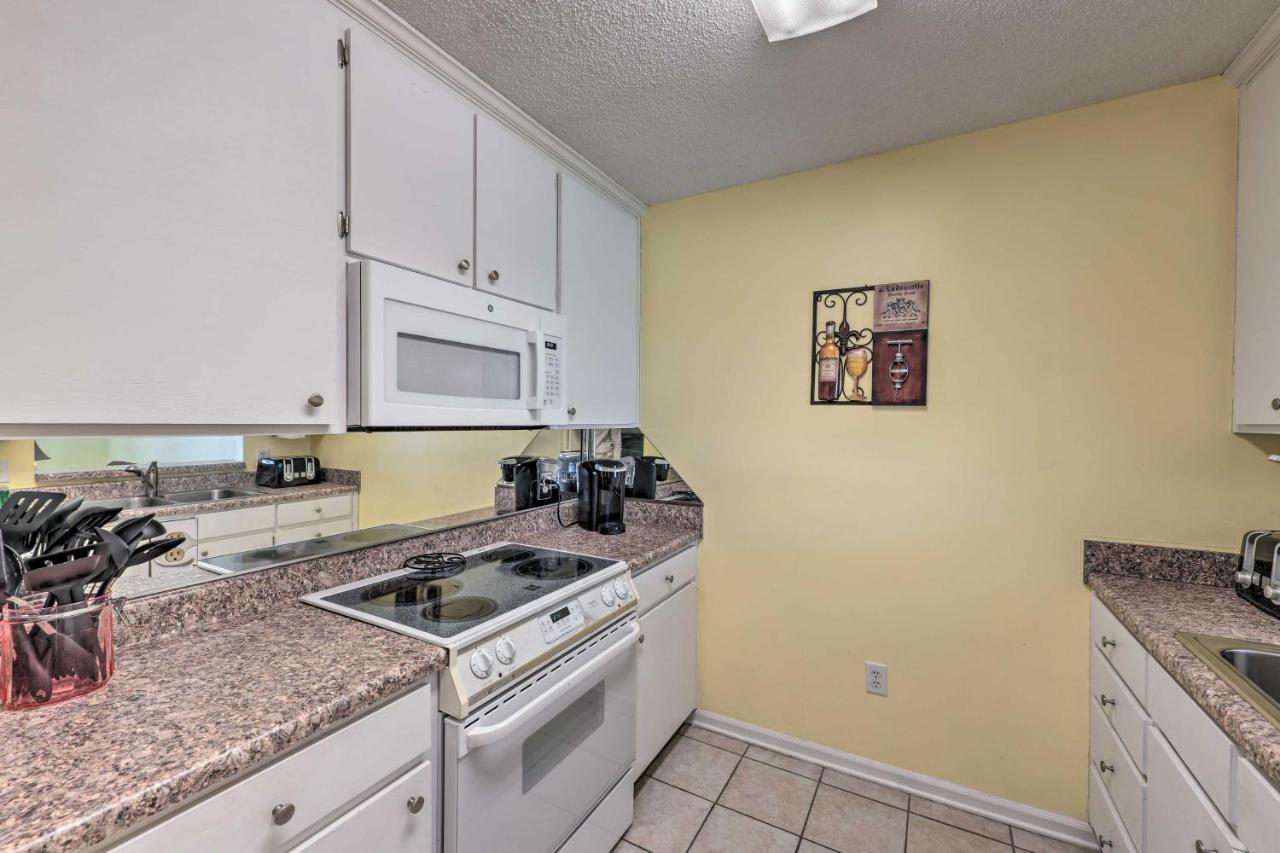Apartment 1st-floor In Pcb - Walk To Beach!